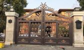 雙拼別墅選獨立大門還是兩個大門好？