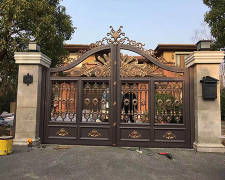 馬鞍山庭院大門